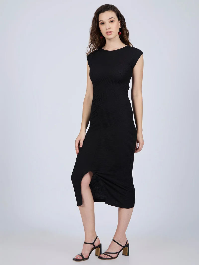 Outzidr black Black Textured Knit Midi Dress for Women | Best Price UAE